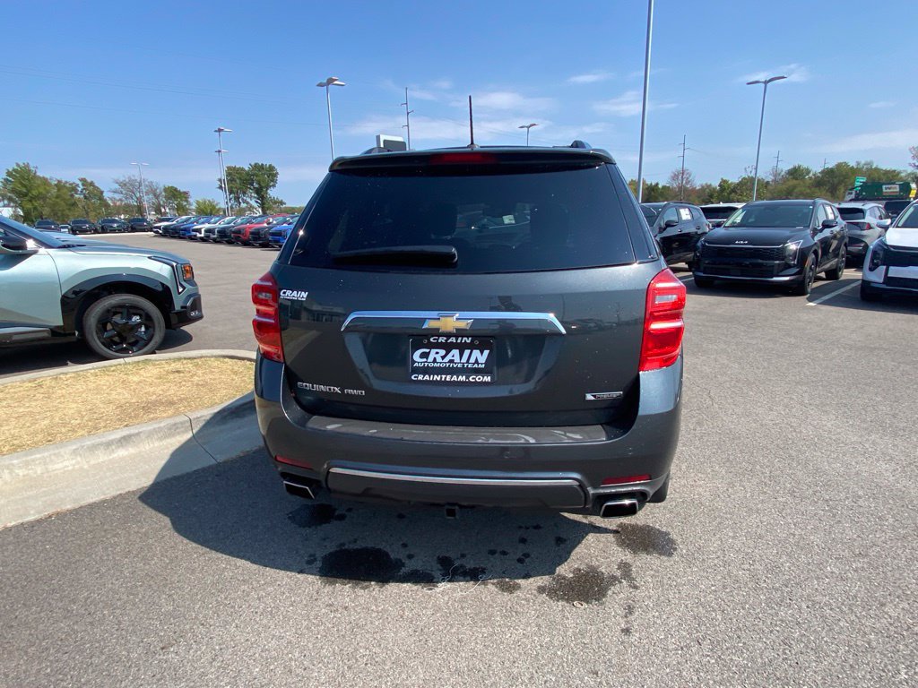 Used 2017 Chevrolet Equinox Premier w/ Enhanced Convenience Package AWD/4WD image 4