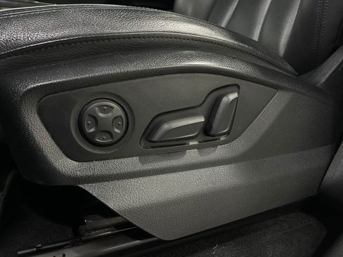 Used 2018 Audi Q7 3.0T Premium Plus w/ Premium Plus Package image 17