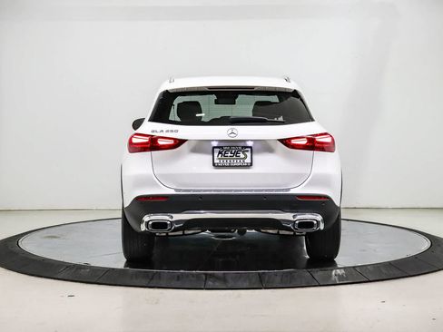Certified 2024 Mercedes-Benz GLA 250 image 3