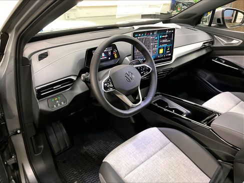 New 2026 Volkswagen ID.4 Pro image 8