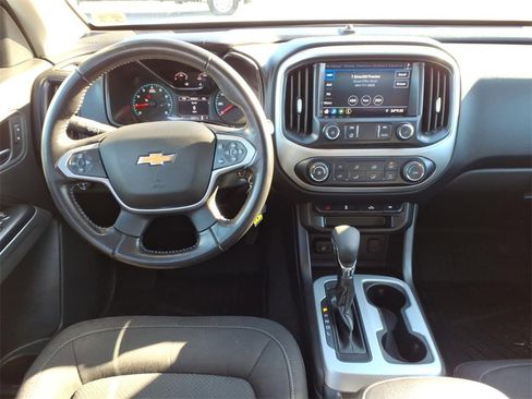 Used 2022 Chevrolet Colorado LT w/ LT Convenience Package image 24