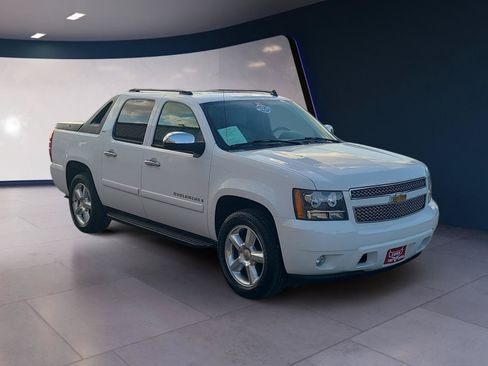 Used 2008 Chevrolet Avalanche LTZ w/ LTZ Preferred Equipment Group RWD image 7