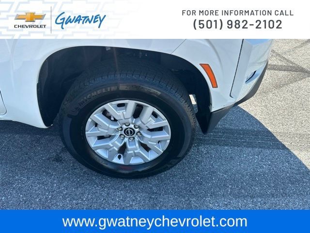 Used 2024 Nissan Frontier SV w/ SV Convenience Package AWD/4WD image 12