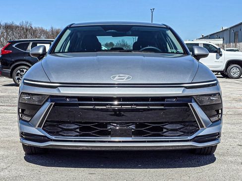 Used 2025 Hyundai Sonata SEL image 2