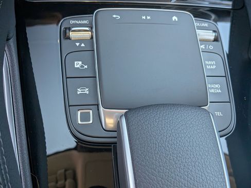 Used 2026 Mercedes-Benz GLE 450 4MATIC image 25