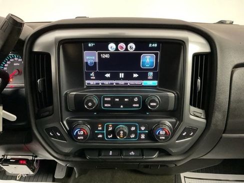 Used 2015 Chevrolet Silverado 1500 LT w/ LT Convenience Package AWD/4WD image 17