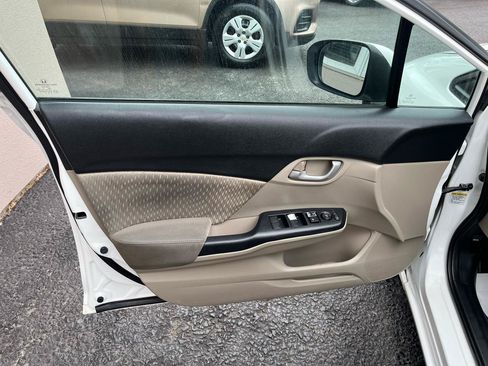 Used 2015 Honda Civic LX image 19