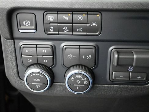 New 2026 Chevrolet Tahoe High Country image 38