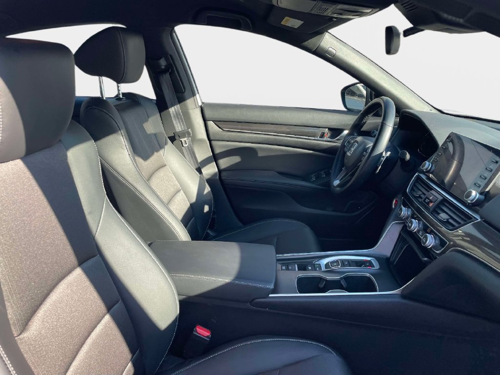 Used 2022 Honda Accord Sport image 10