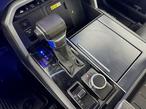 Used 2023 Toyota Tundra Platinum image 19