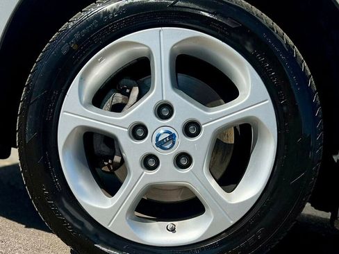 Used 2012 Nissan Leaf SL image 32