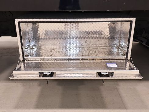 Certified 2022 Ford F550 2WD Regular Cab Super Duty image 12