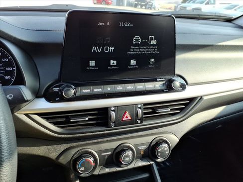 Used 2020 Kia Forte LXS FWD image 22