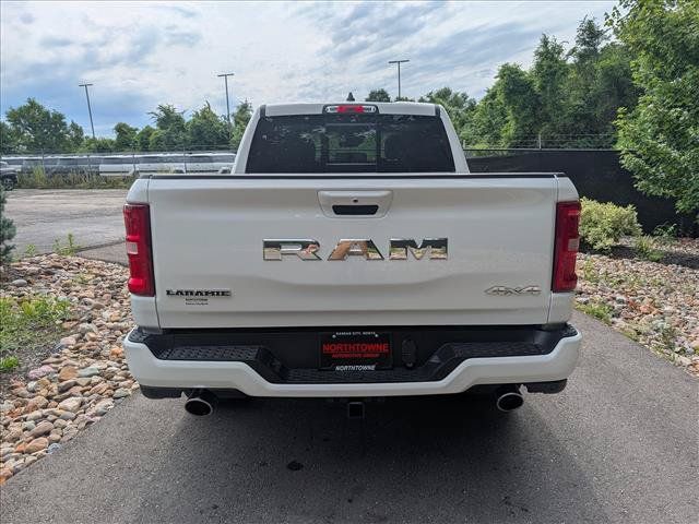 Used 2026 RAM 1500 Laramie AWD/4WD image 4