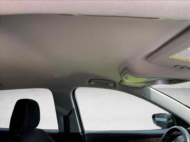 Used 2021 GMC Terrain SLE FWD image 16