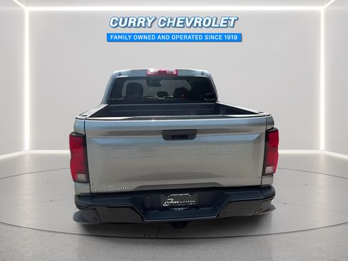 Used 2024 Chevrolet Colorado Z71 w/ Safety Package AWD/4WD image 13