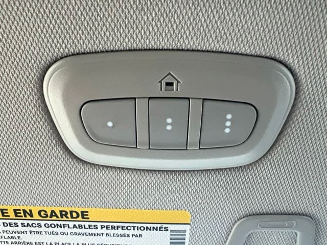 Used 2023 Jeep Grand Cherokee Limited AWD/4WD image 32