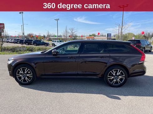 Used 2017 Volvo V90 T6 Cross Country AWD/4WD image 2