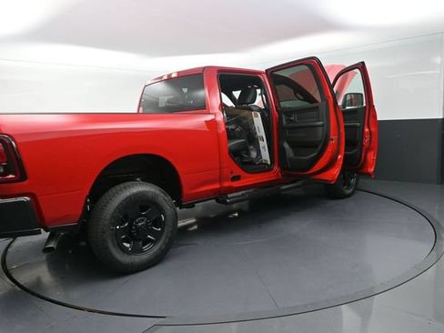 New 2026 RAM 2500 Tradesman AWD/4WD image 36