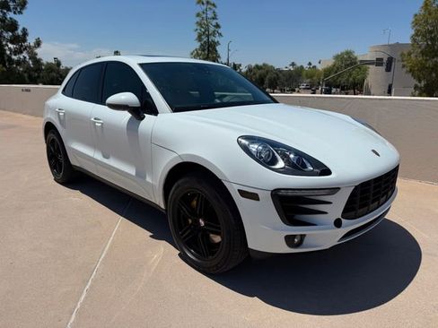 Used 2018 Porsche Macan S AWD/4WD image 15