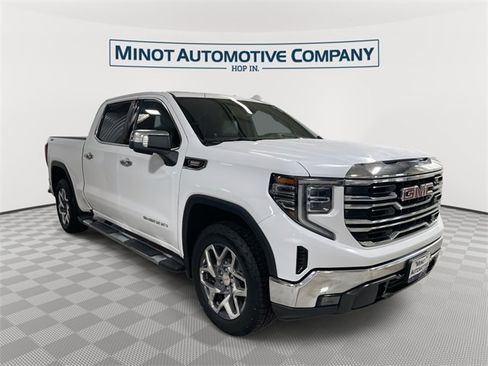 Used 2023 GMC Sierra 1500 SLT image 1