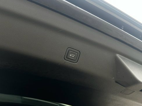 Used 2024 Chevrolet Tahoe LT image 20