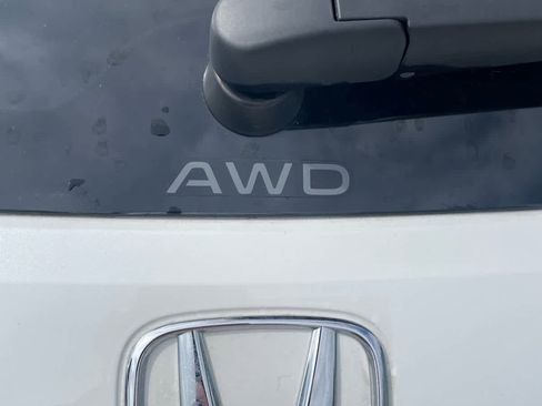 Used 2024 Honda HR-V EX-L image 5