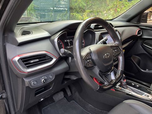 Used 2021 Chevrolet TrailBlazer RS w/ Convenience Package image 10