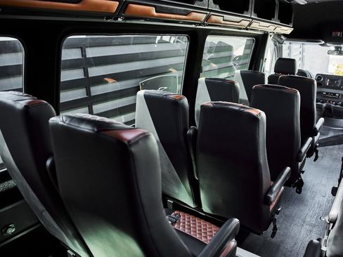 Used 2019 Mercedes-Benz Sprinter 3500 image 57
