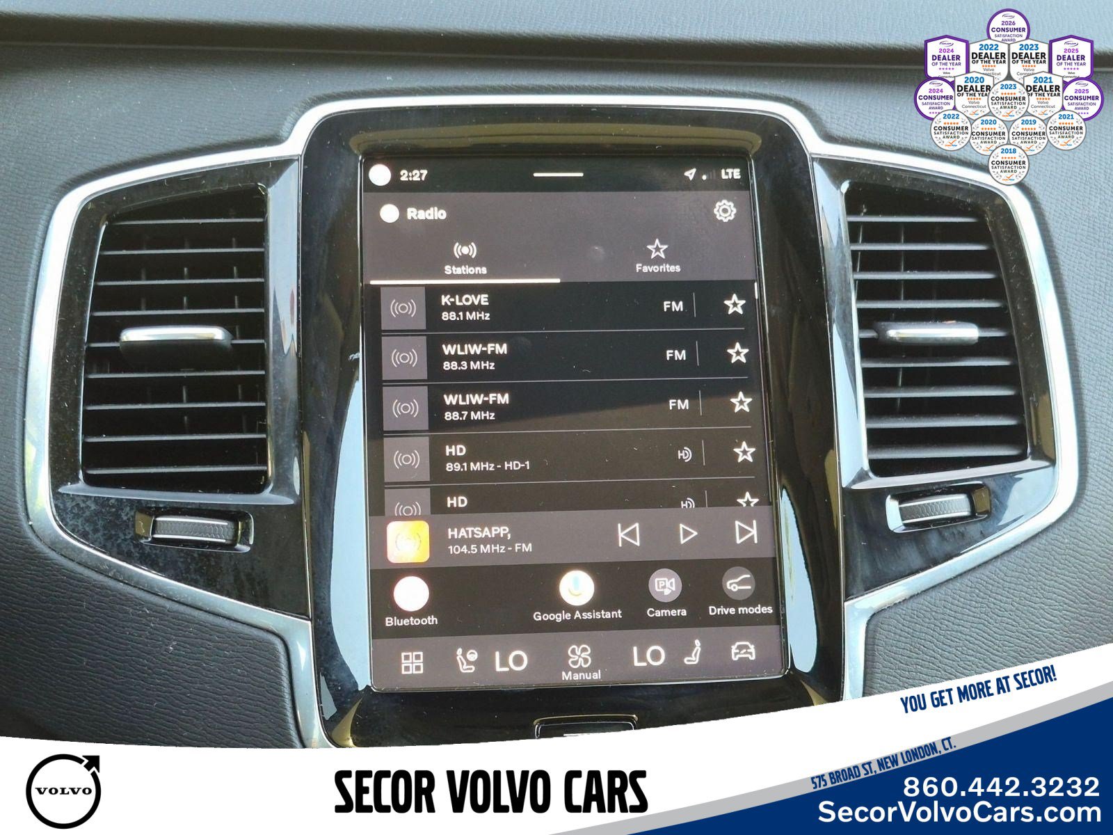 Used 2023 Volvo XC90 B6 Plus AWD/4WD image 25