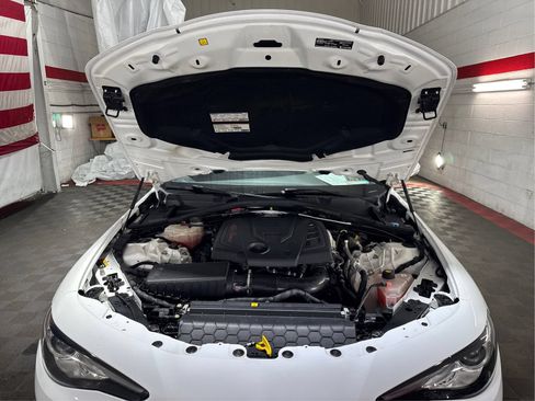 Used 2019 Alfa Romeo Giulia Ti RWD image 19