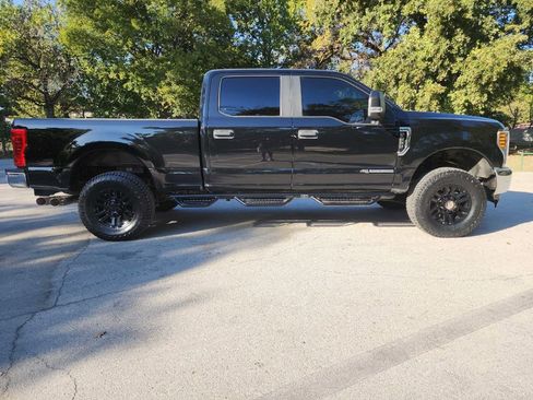 Used 2018 Ford F250 XL w/ Power Equipment Group image 12