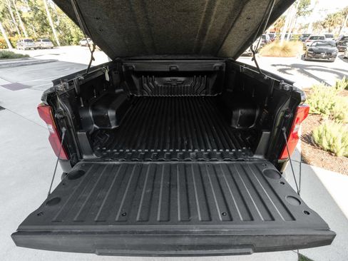 Used 2021 Chevrolet Silverado 1500 LTZ image 40