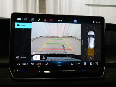 New 2026 Volkswagen Tiguan SE R-Line AWD/4WD image 6