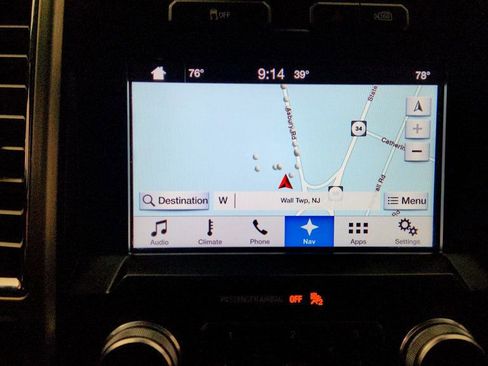 Used 2016 Ford F150 Platinum w/ Technology Package image 18