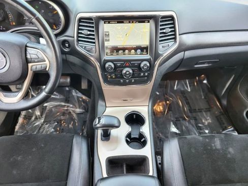 Used 2015 Jeep Grand Cherokee Altitude AWD/4WD image 14