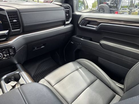 Used 2024 Chevrolet Silverado 1500 RST AWD/4WD image 13