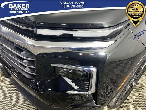 Certified 2025 Chevrolet Traverse LT w/ Sun and Wheel Package image 37