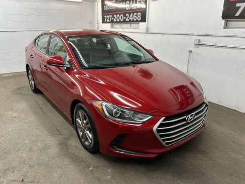 Used 2018 Hyundai Elantra SEL image 2