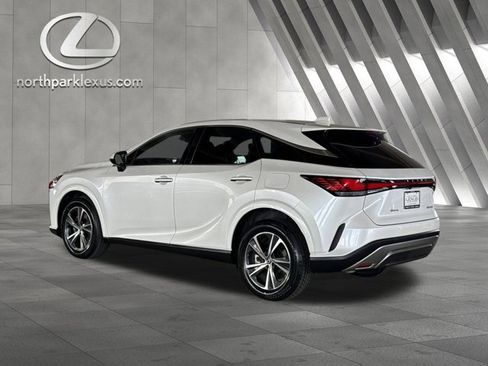 Used 2025 Lexus RX 350 FWD w/ Technology Package image 2