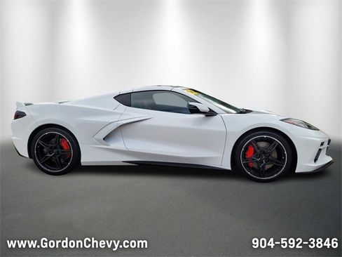 Used 2022 Chevrolet Corvette Stingray Premium Cpe w/ Z51 Performance Package image 7