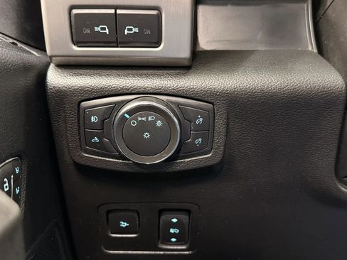 Used 2021 Ford F250 Platinum AWD/4WD image 30