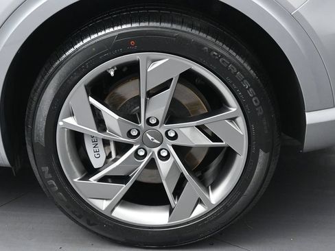 Used 2025 Genesis Electrified GV70 AWD/4WD image 37