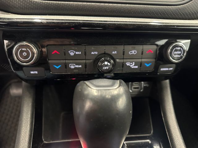 Used 2022 Jeep Compass Trailhawk w/ Trailhawk Convenience Group AWD/4WD image 29