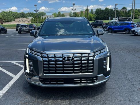 Used 2023 Hyundai Palisade Calligraphy w/ Cargo Package AWD/4WD image 9