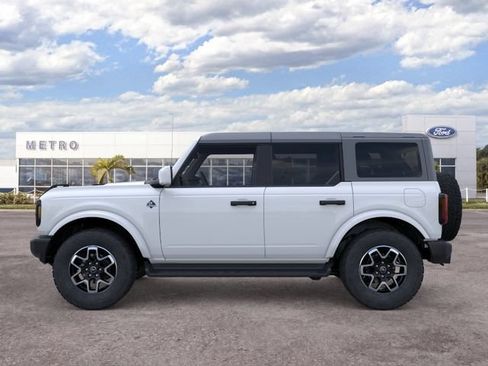 New 2026 Ford Bronco Outer Banks AWD/4WD image 3