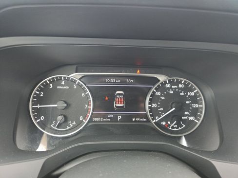 Used 2024 Nissan Pathfinder S image 5