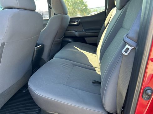 Used 2019 Toyota Tacoma SR5 image 13