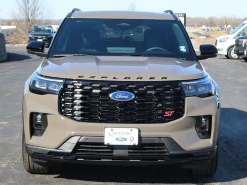 New 2026 Ford Explorer ST w/ Sun And Sound Package image 11