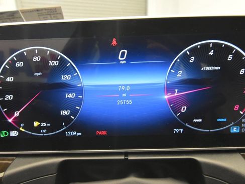 Used 2023 Mercedes-Benz C 300 4MATIC Sedan image 40